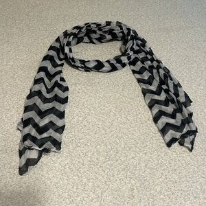 VICTORIA LELAND DESIGNS | lightweight chevron pattern skinny scarf